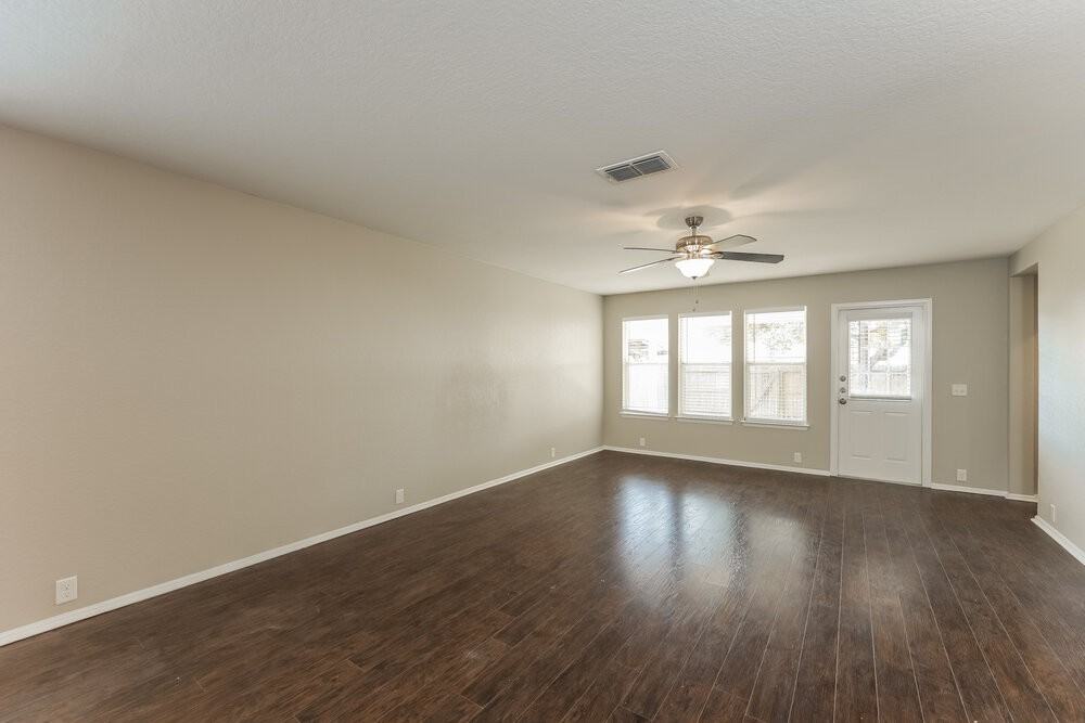 3411 Maguey Trl - Photo 3 of 16