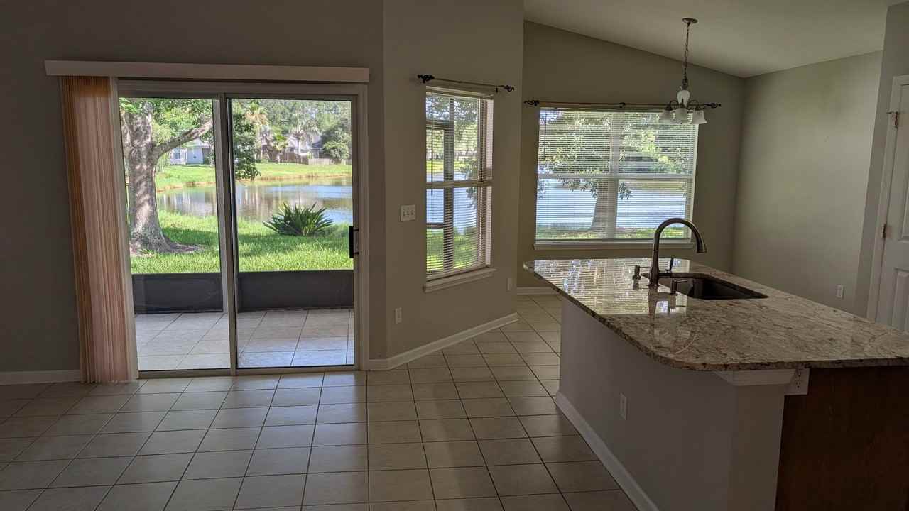 963 Beckingham Dr - Photo 4 of 23
