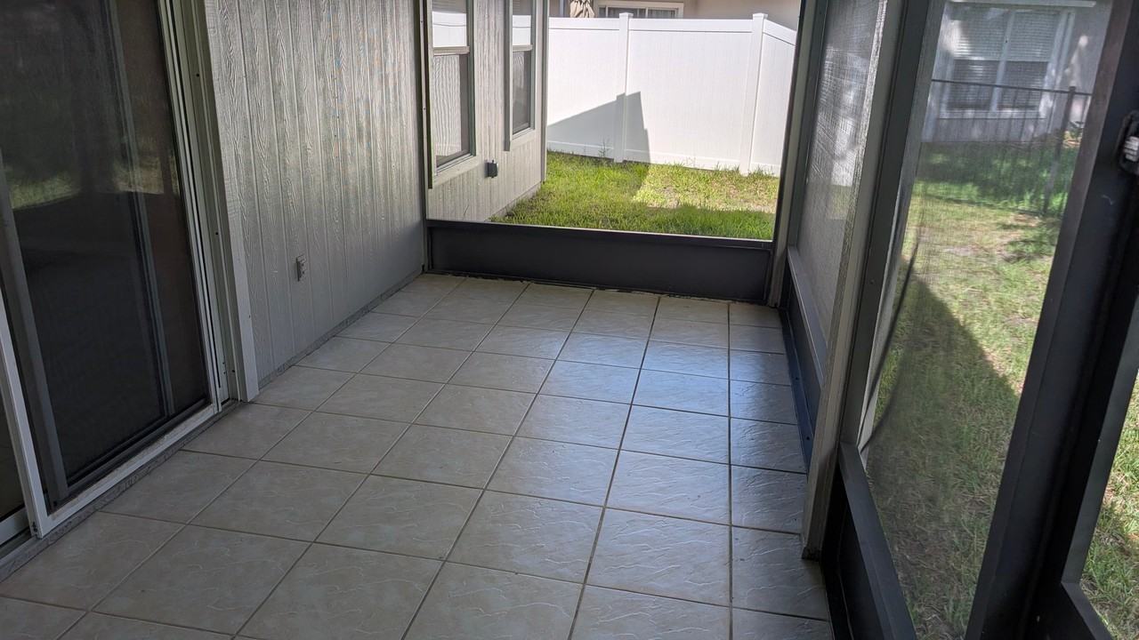 963 Beckingham Dr - Photo 5 of 23