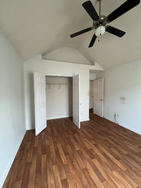 5420 Sapphire Cir - Photo 4 of 30