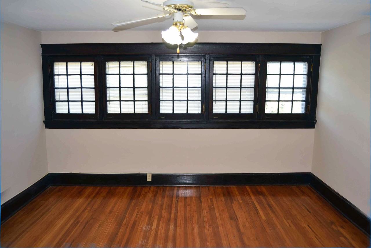 2217 Belmont Blvd #2A - Photo 3 of 20