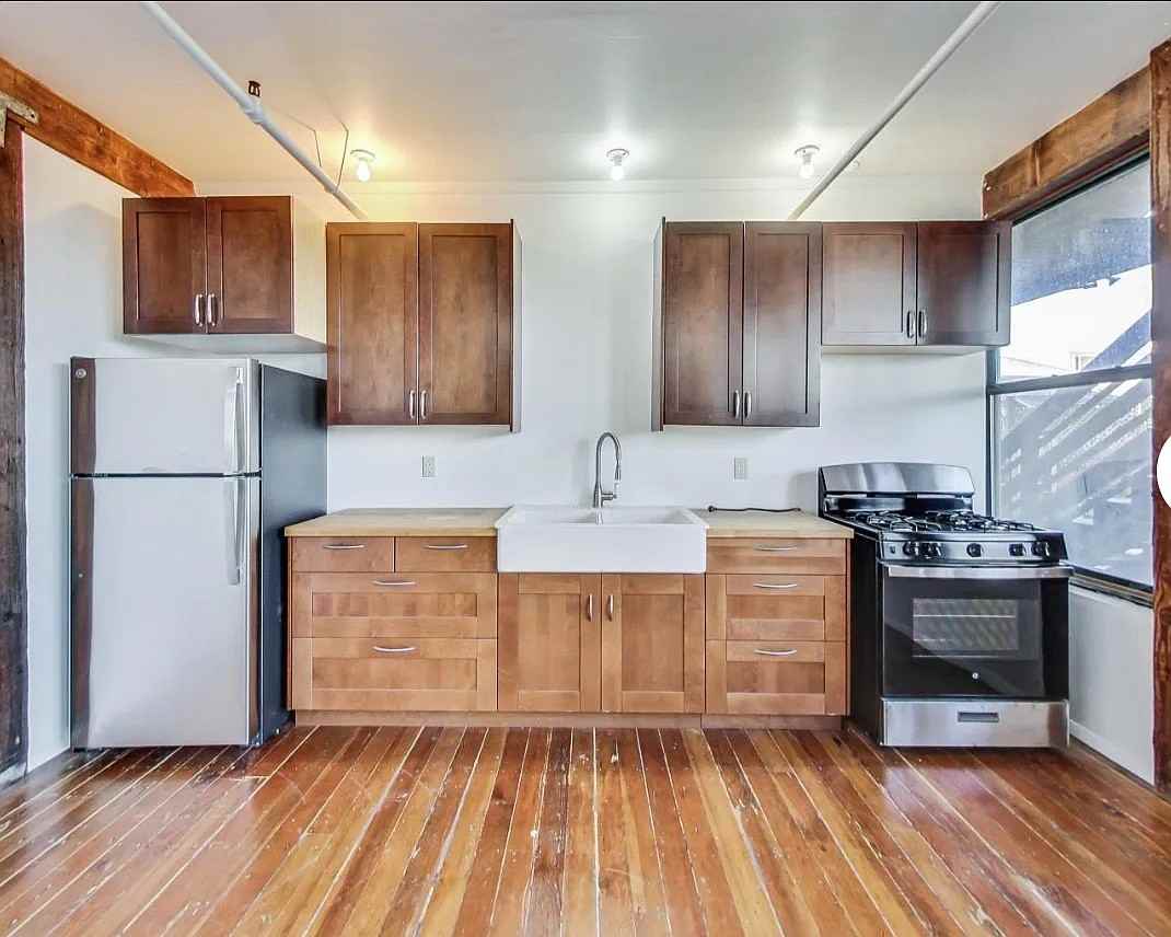 2889 Ford St #10 - Photo 2 of 10