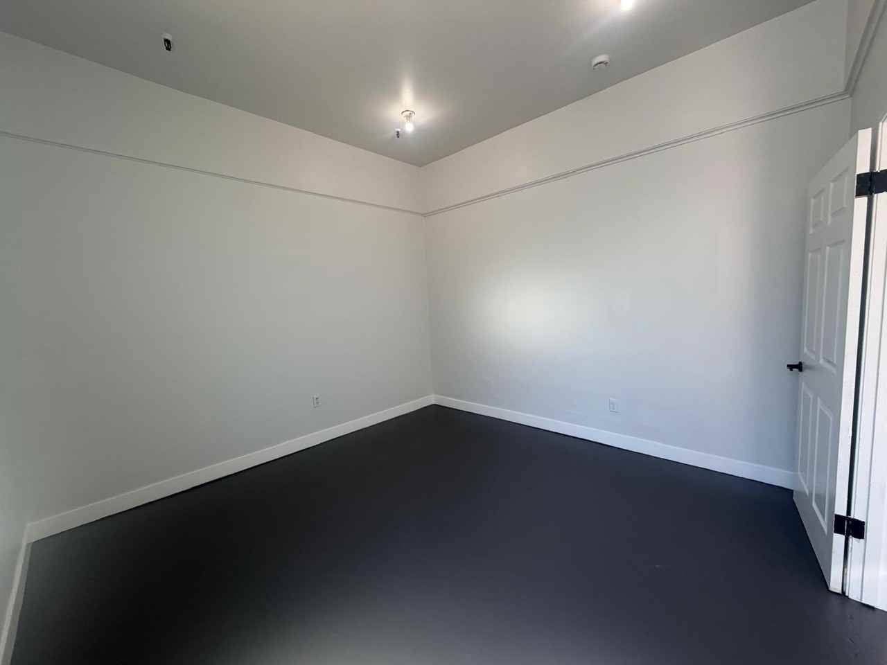 419 Peterson St #419 - Photo 6 of 9