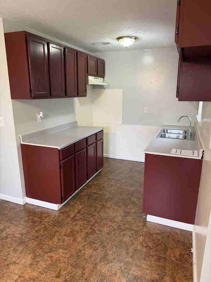 11711 Wiltonwood Ct - Photo 5 of 7