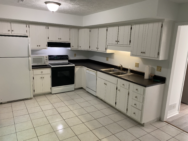 1238 Van Voorhis Rd - Photo 4 of 7