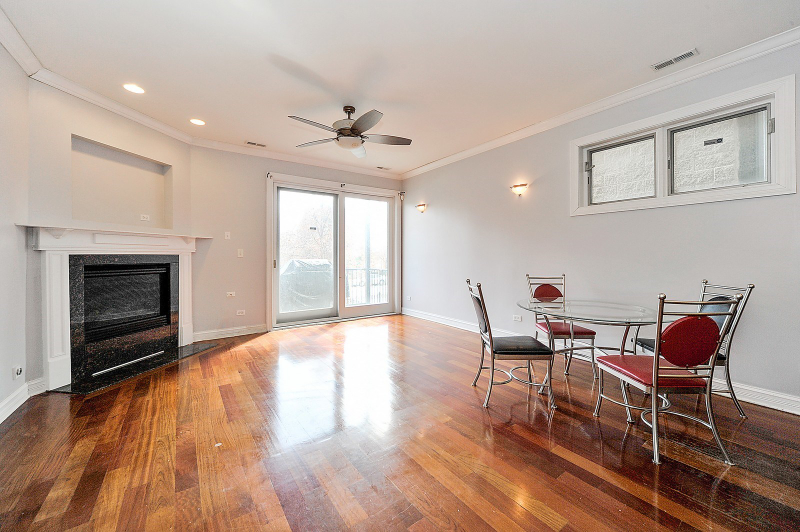 4418 S Indiana Ave #1S - Photo 2 of 12