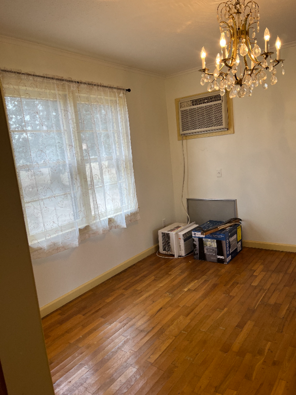 82 Manley St - Photo 4 of 9