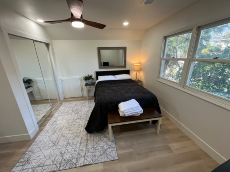 4059 Ridge St - Photo 2 of 19