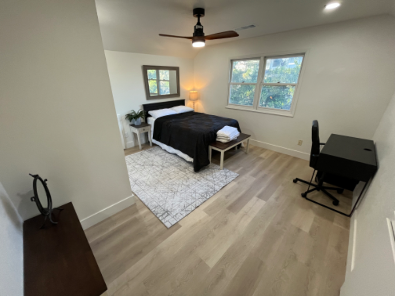 4059 Ridge St - Photo 3 of 19