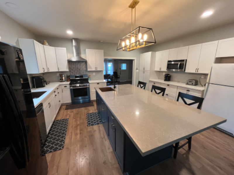 4059 Ridge St - Photo 4 of 19