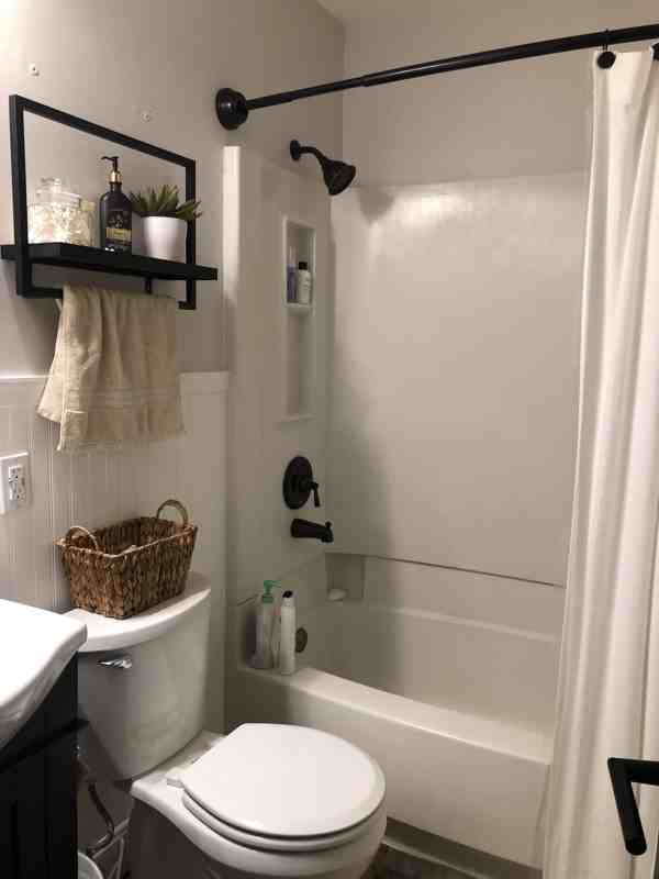 203 Maple St - Photo 4 of 8