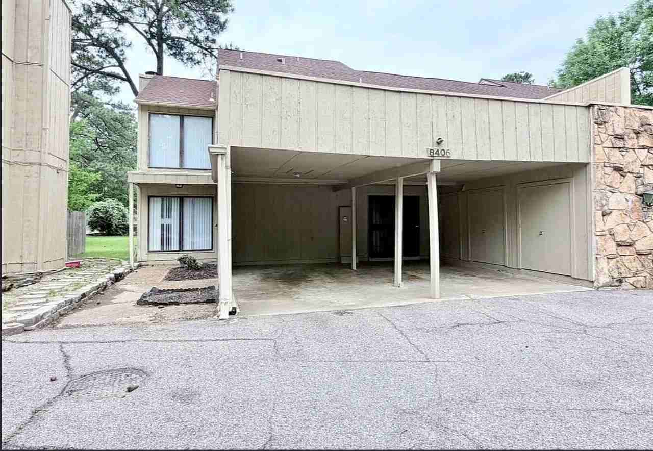 8406 Rockcreek Pkwy - Photo 3 of 23