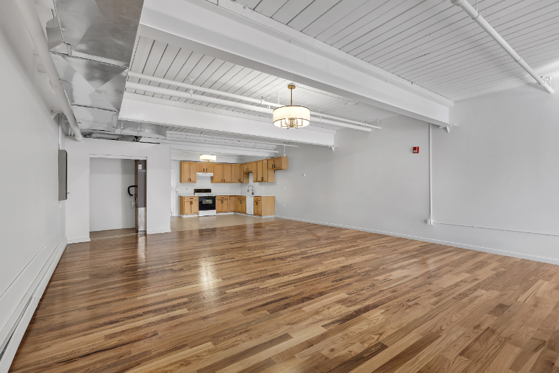 83 Main St #9 - Photo 3 of 17