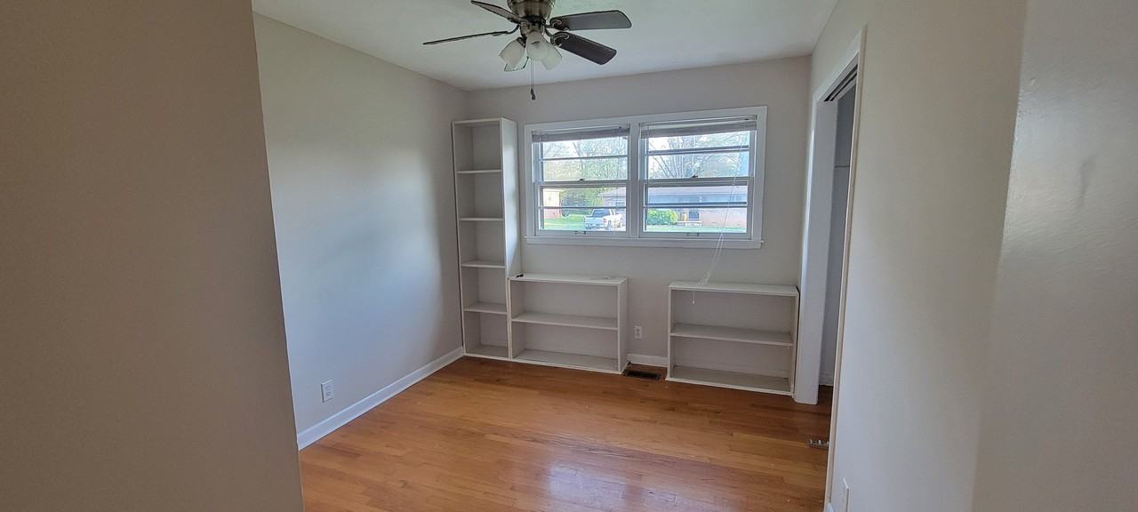 3311 Barton Ave Nw - Photo 6 of 10