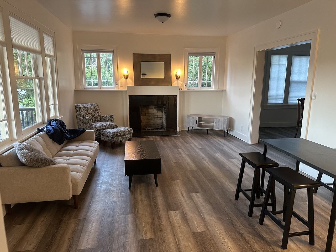 812 Tyler Ave - Photo 3 of 20