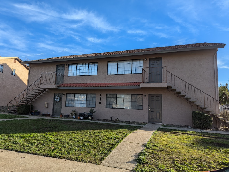 1229 Burton Ct #4