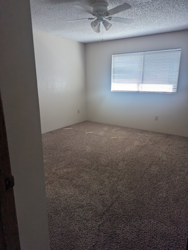 1229 Burton Ct #4 - Photo 4 of 11
