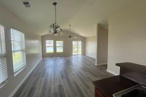 featured image of 447 Palm Frond Dr
