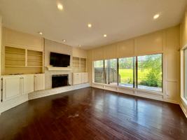 featured image of 1006 Augusta Dr