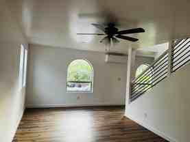 800 Colorado Ave #B - Photo 1 of 1