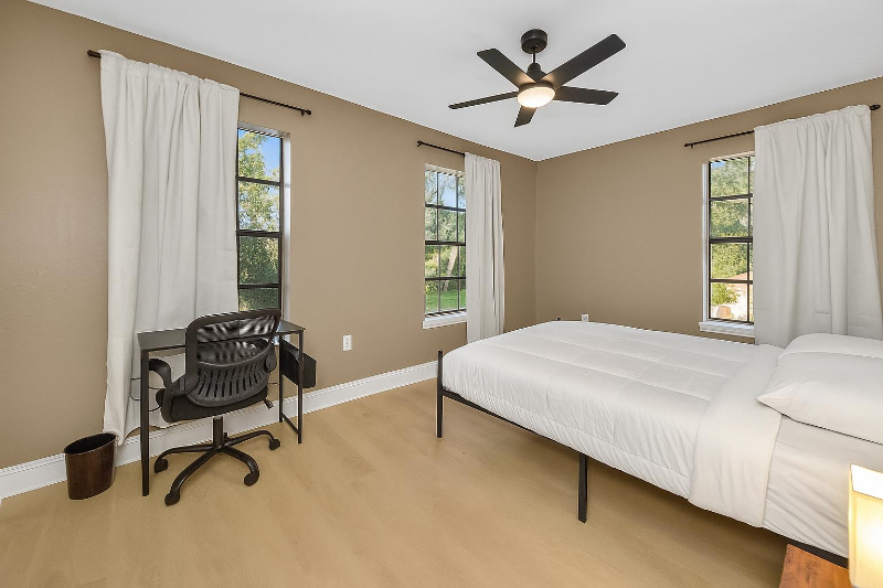512 Mason Ave - Photo 6 of 9