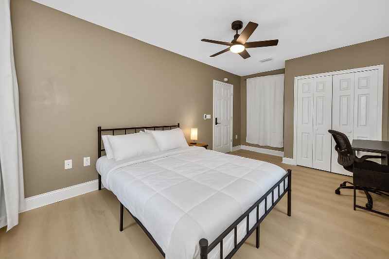 512 Mason Ave - Photo 7 of 9