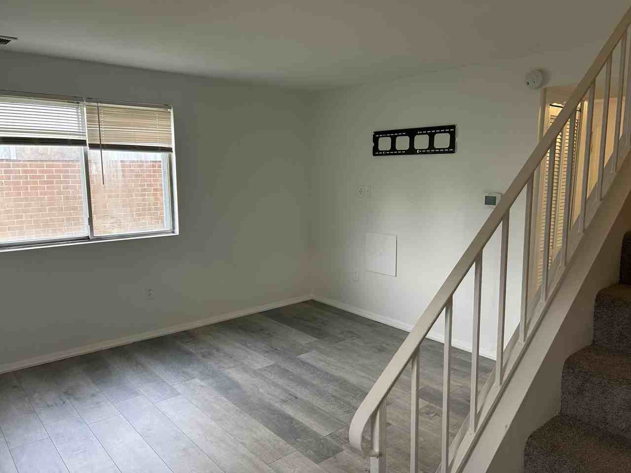 218 Aster Ln - Photo 7 of 23