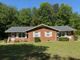 featured image of 3733 Wakefield Ln