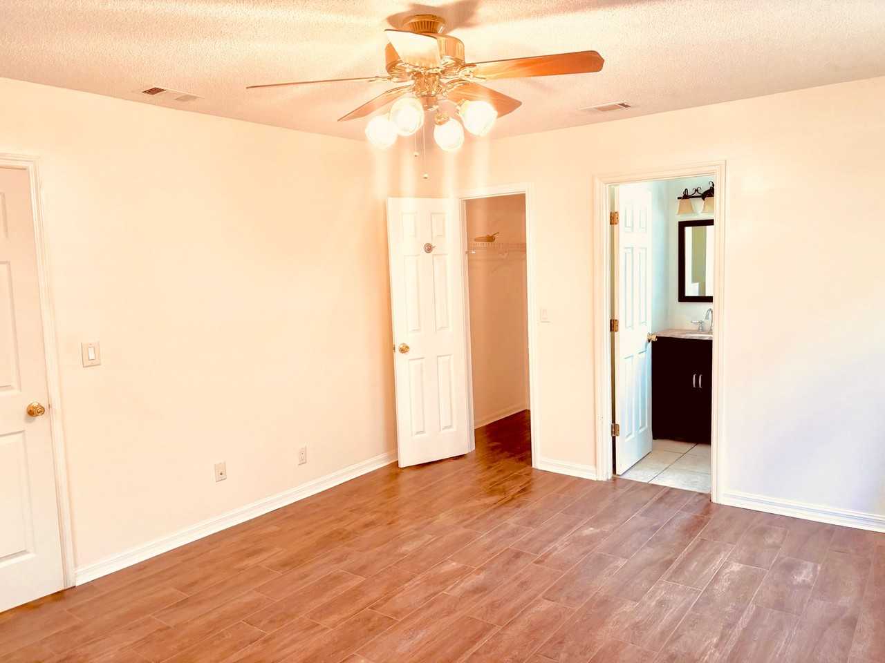 815 Rogers Ave Nw - Photo 4 of 4