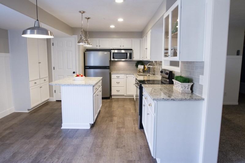 14216 S Director View Ln - Photo 2 of 21