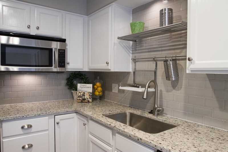 14216 S Director View Ln - Photo 3 of 21