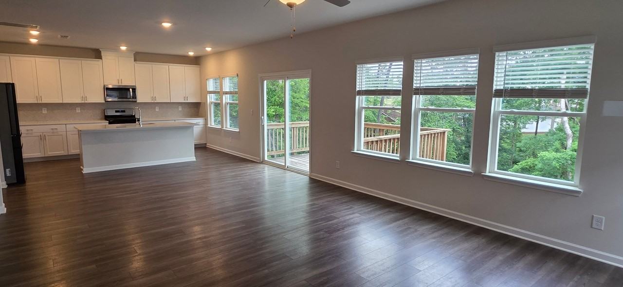 164 Long Leaf St - Photo 2 of 17