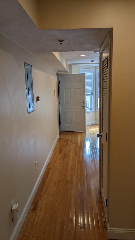 32 Parker St #4 - Photo 3 of 11