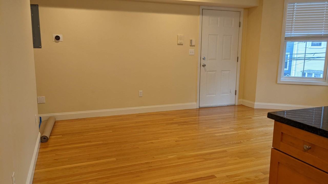 32 Parker St #4 - Photo 6 of 11