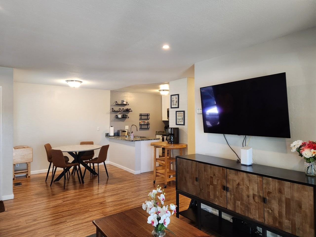 5450 Concord Blvd - Photo 3 of 10