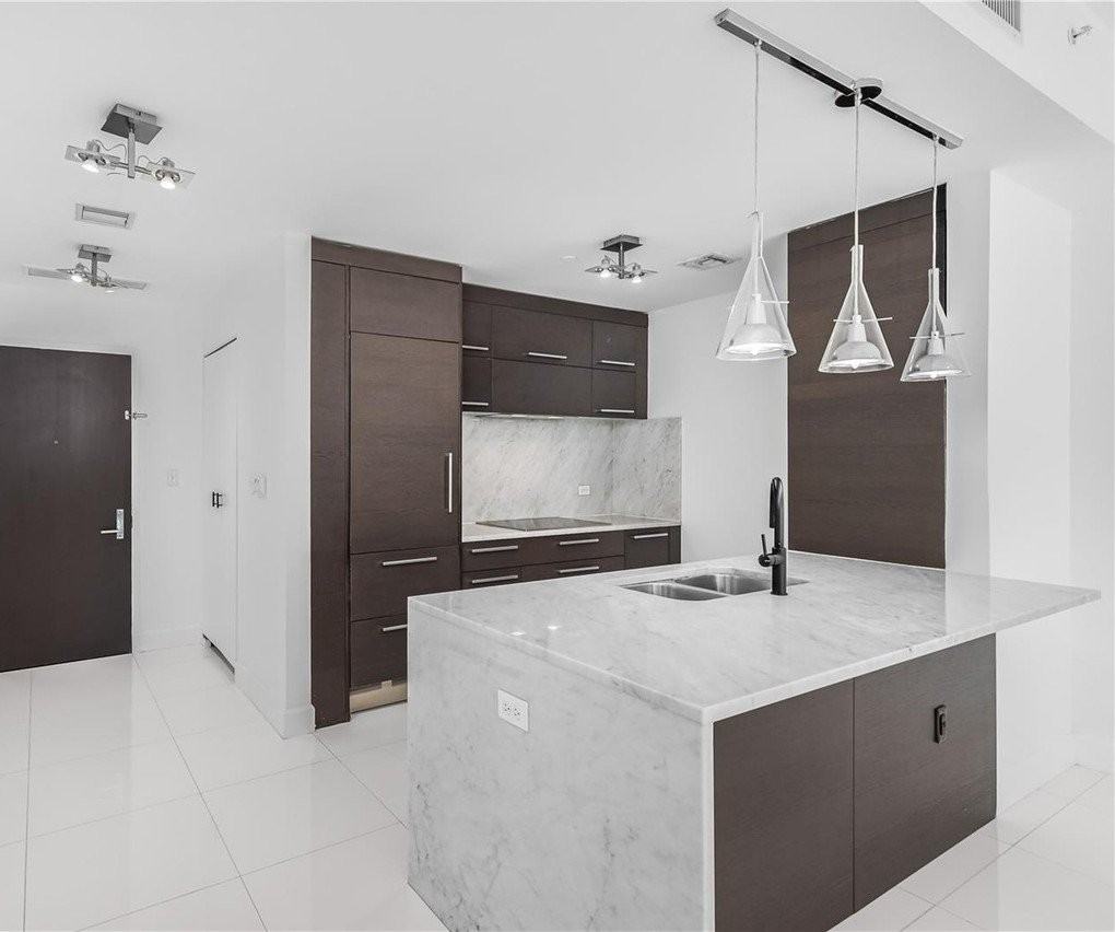 900 Biscayne Blvd #4210 - Photo 3 of 20