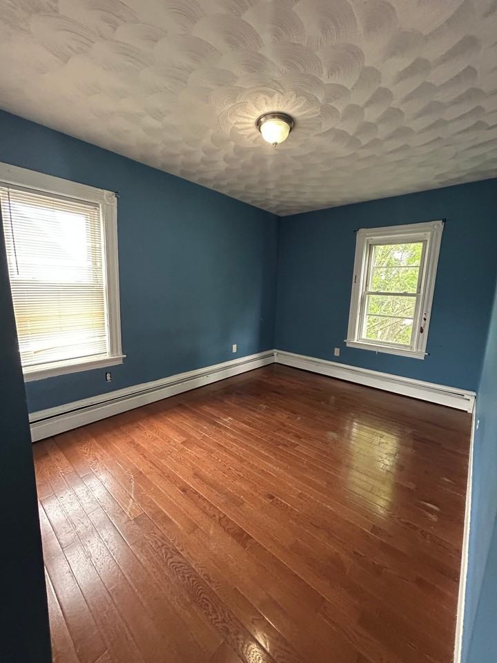 109 Ferry St #3 - Photo 7 of 9