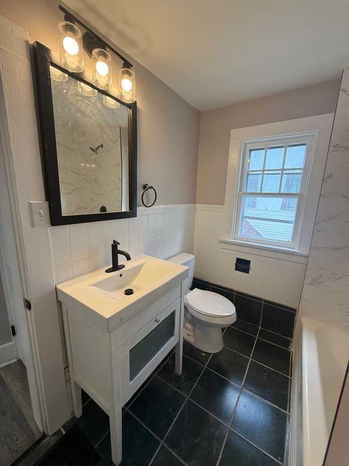 2008 N Anthony Blvd - Photo 7 of 13