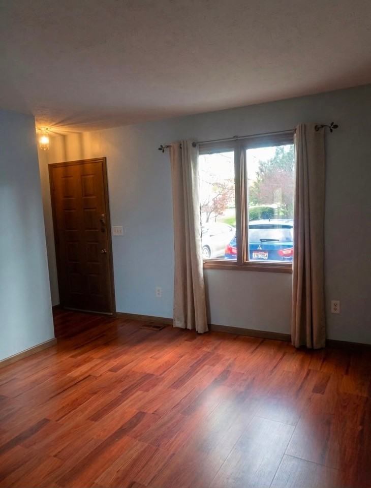1541 Park Place Dr - Photo 2 of 16