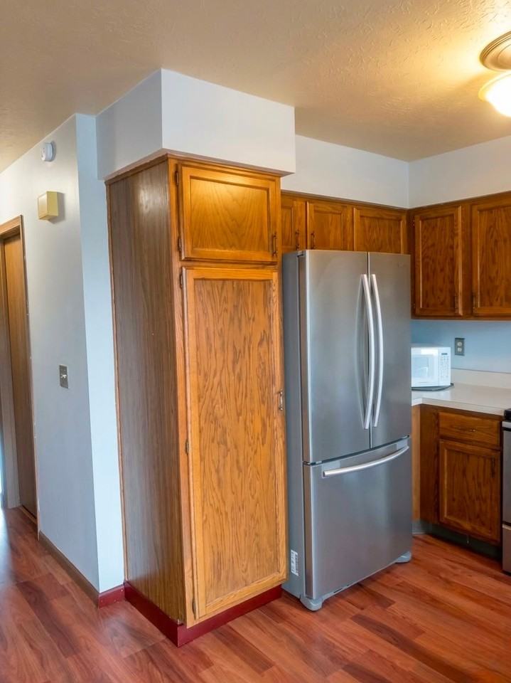 1541 Park Place Dr - Photo 4 of 16