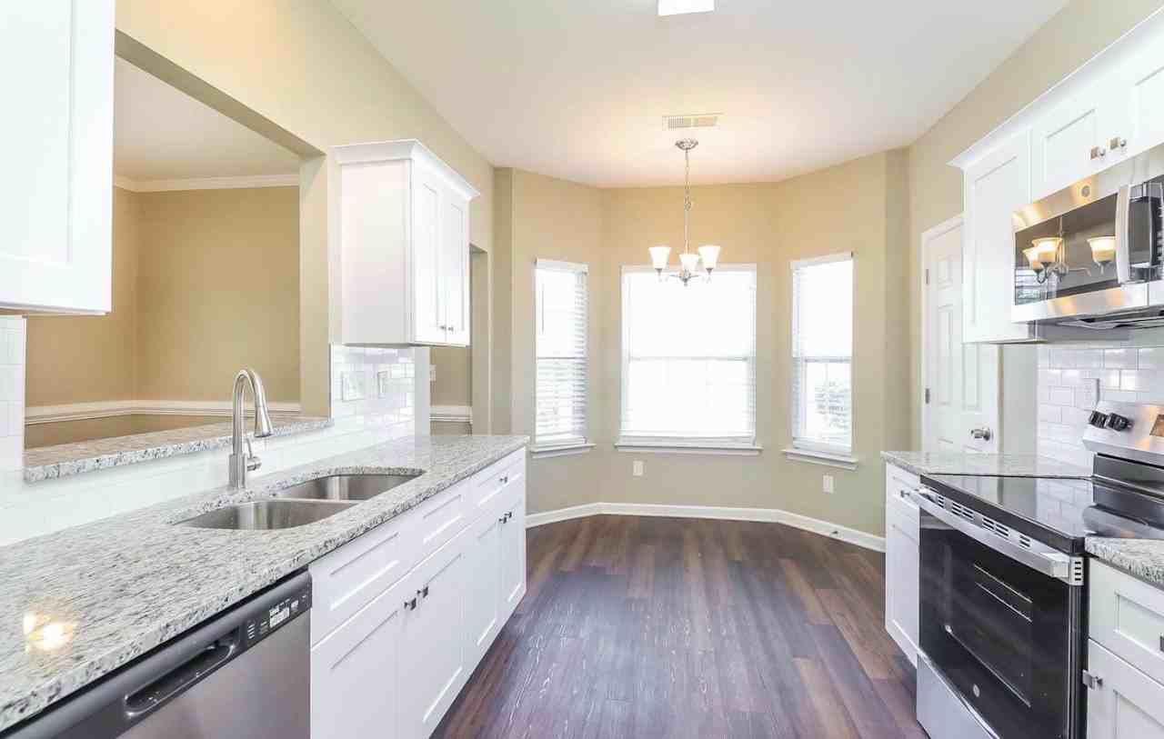 2608 Hartley Hills Dr - Photo 4 of 10