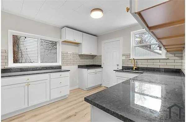17151 San Juan Dr - Photo 3 of 11