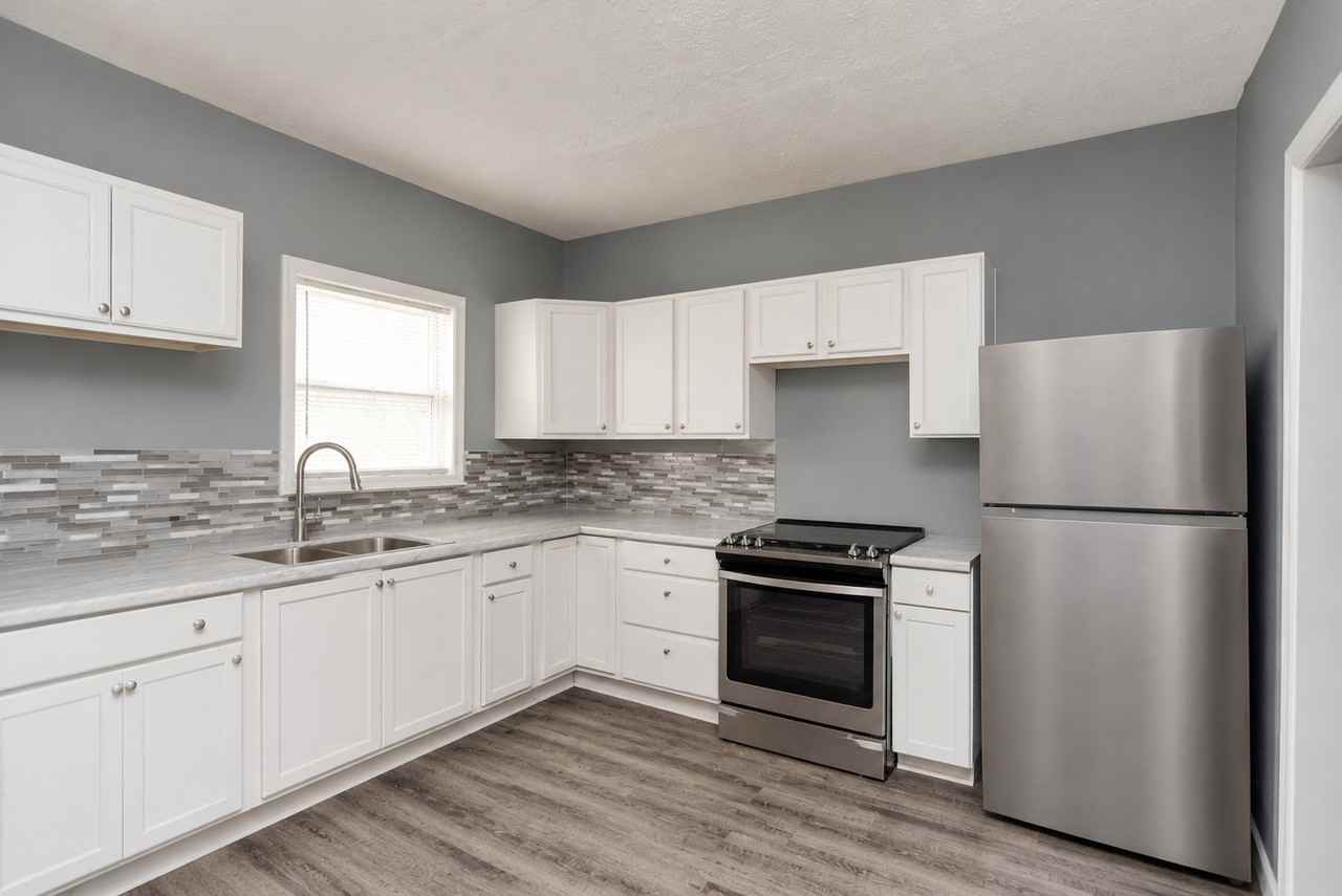 3208 Guilford Ave - Photo 2 of 19
