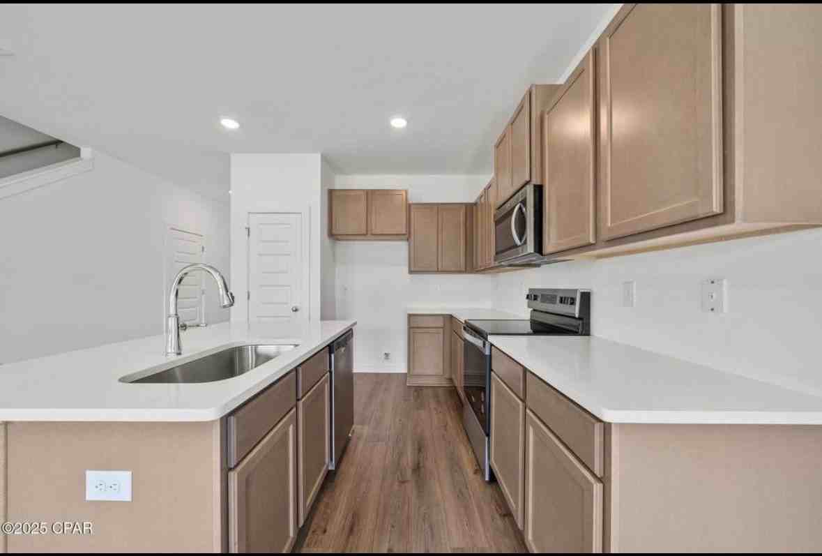 5876 Tyndall Pl - Photo 7 of 20