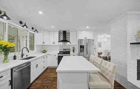 30 Archer Ln - Photo 4 of 22