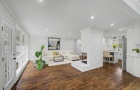 30 Archer Ln - Photo 6 of 22