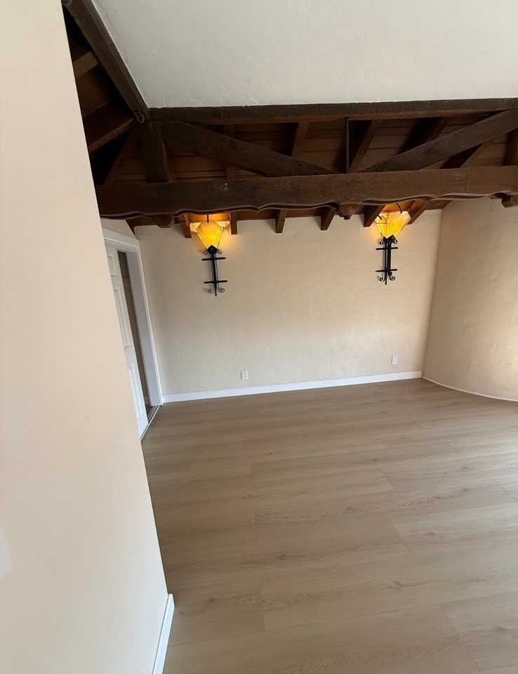 1700 Le Roy Ave #8 - Photo 7 of 11