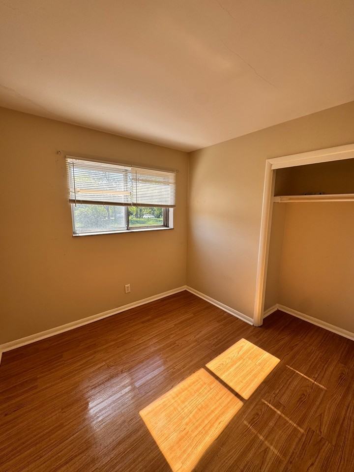 1901 E 5th Ave #2 - Photo 2 of 6