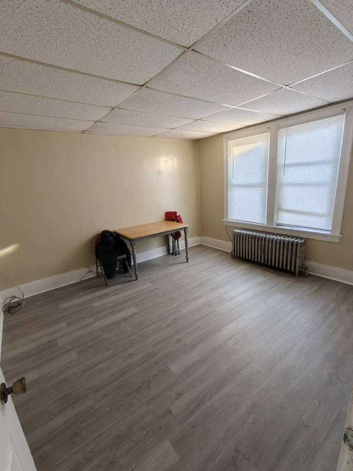 838 Hemlock Aly #2 - Photo 2 of 10