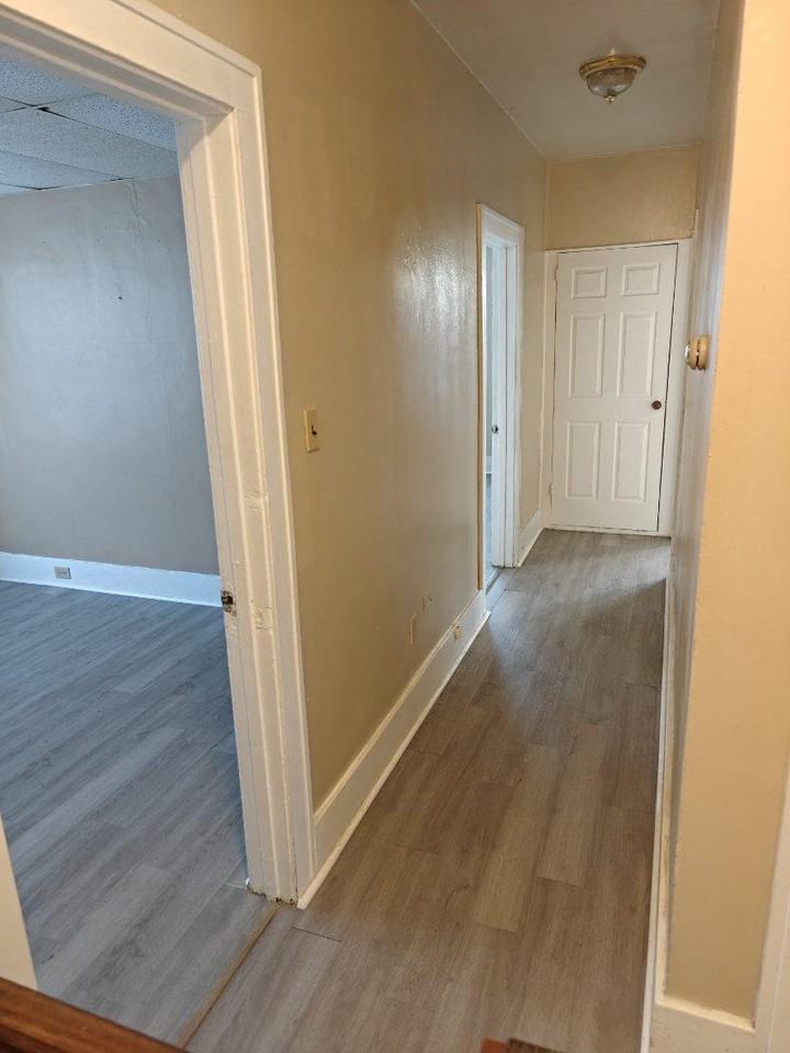 838 Hemlock Aly #2 - Photo 5 of 10